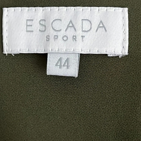 Escada Sport Back Zip Slacks/Pants in Algae - Size 14 (US) - Picture 5 of 10